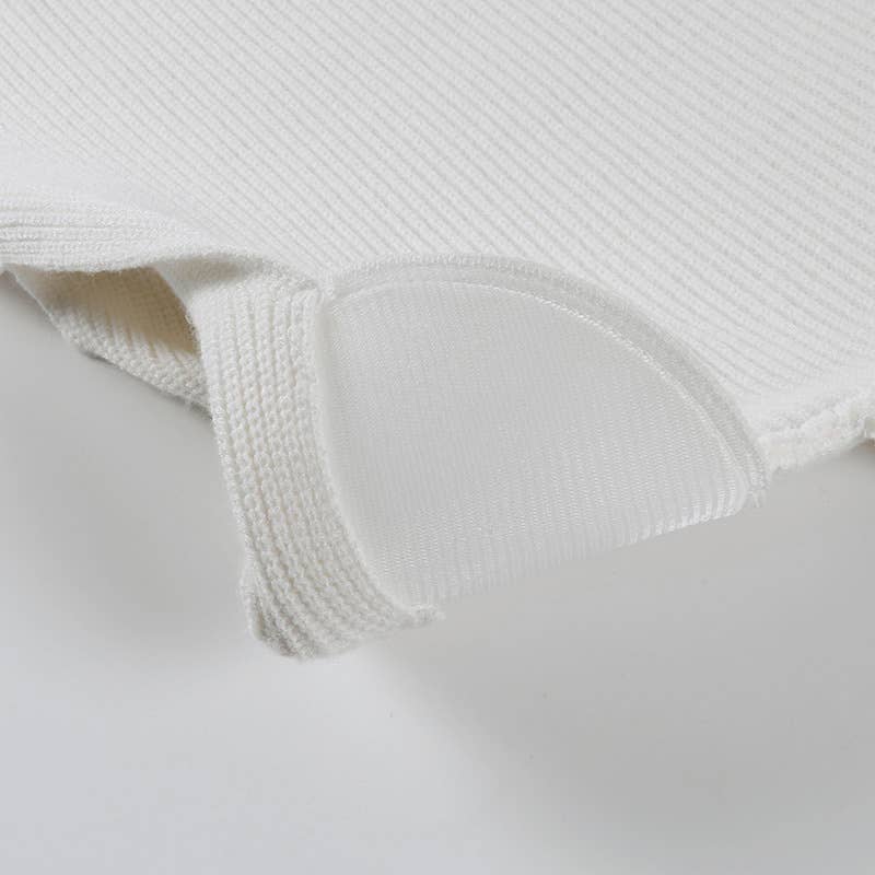 Turtleneck knit vest short sweater vest: White