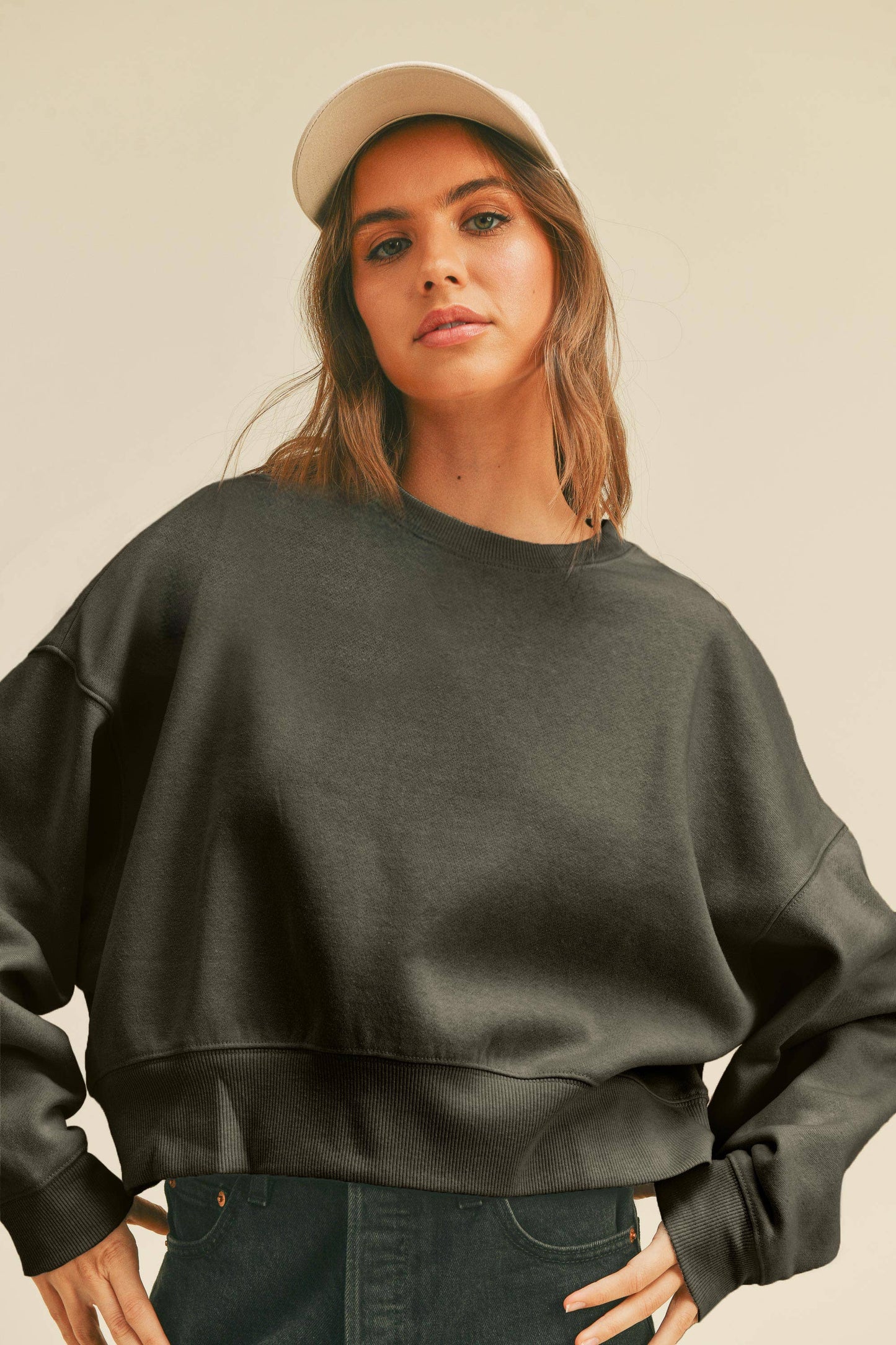 Blank Short Cropped Long Sleeve Sweatshirt: Black / S