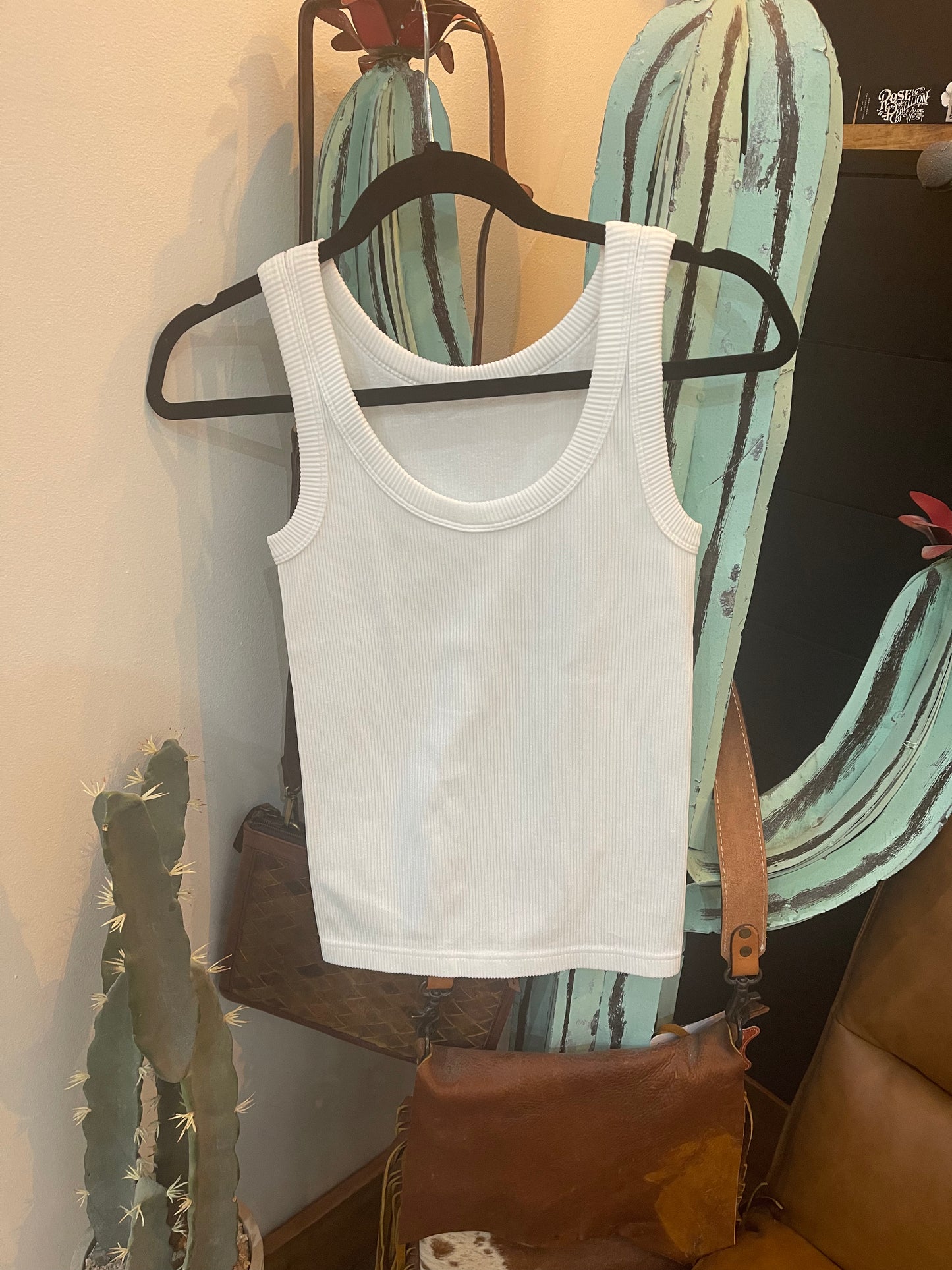 Seamless Ribbed Tank Top (White)