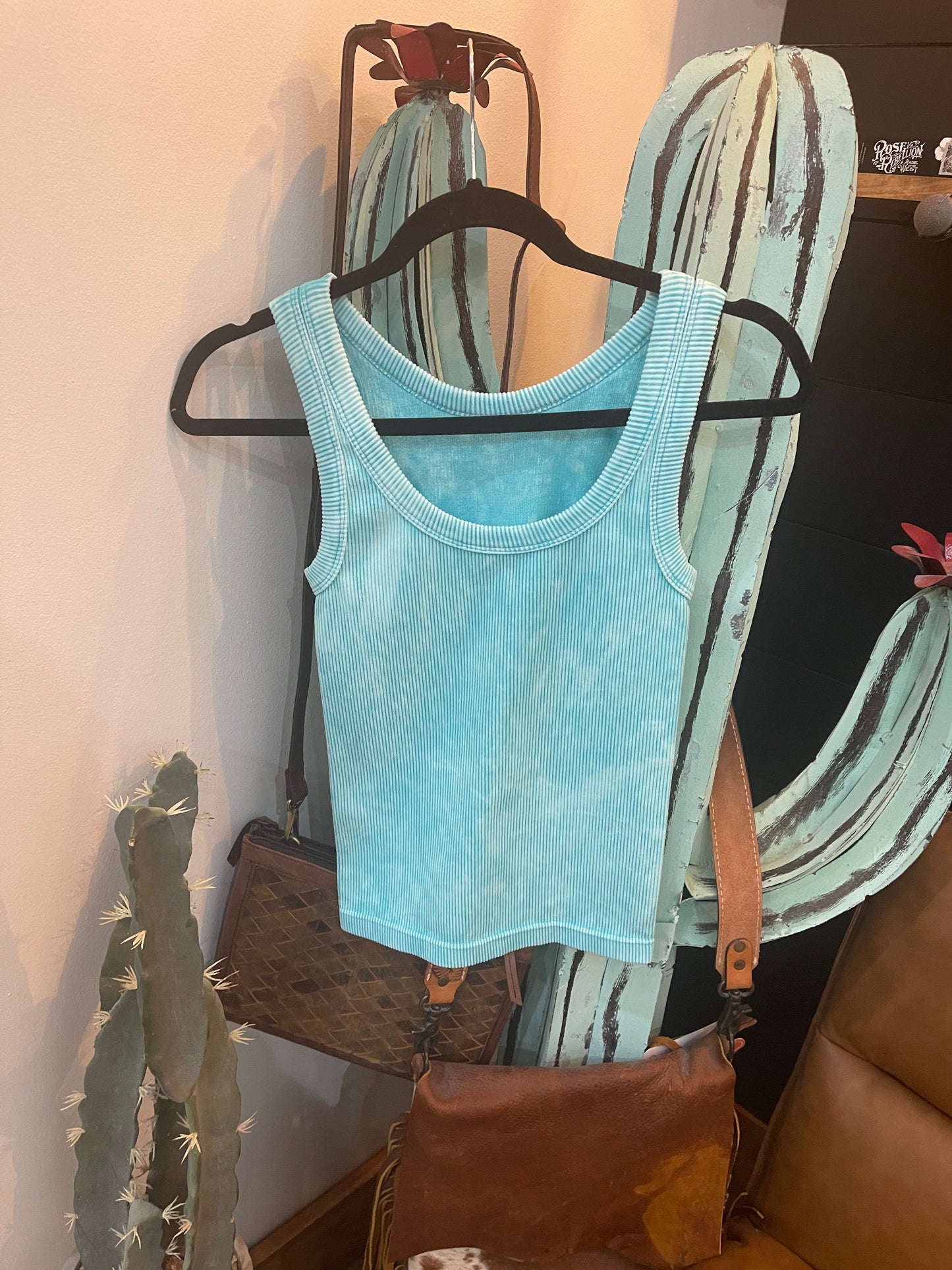 Seamless Ribbed Tank Top (Mint Sky)
