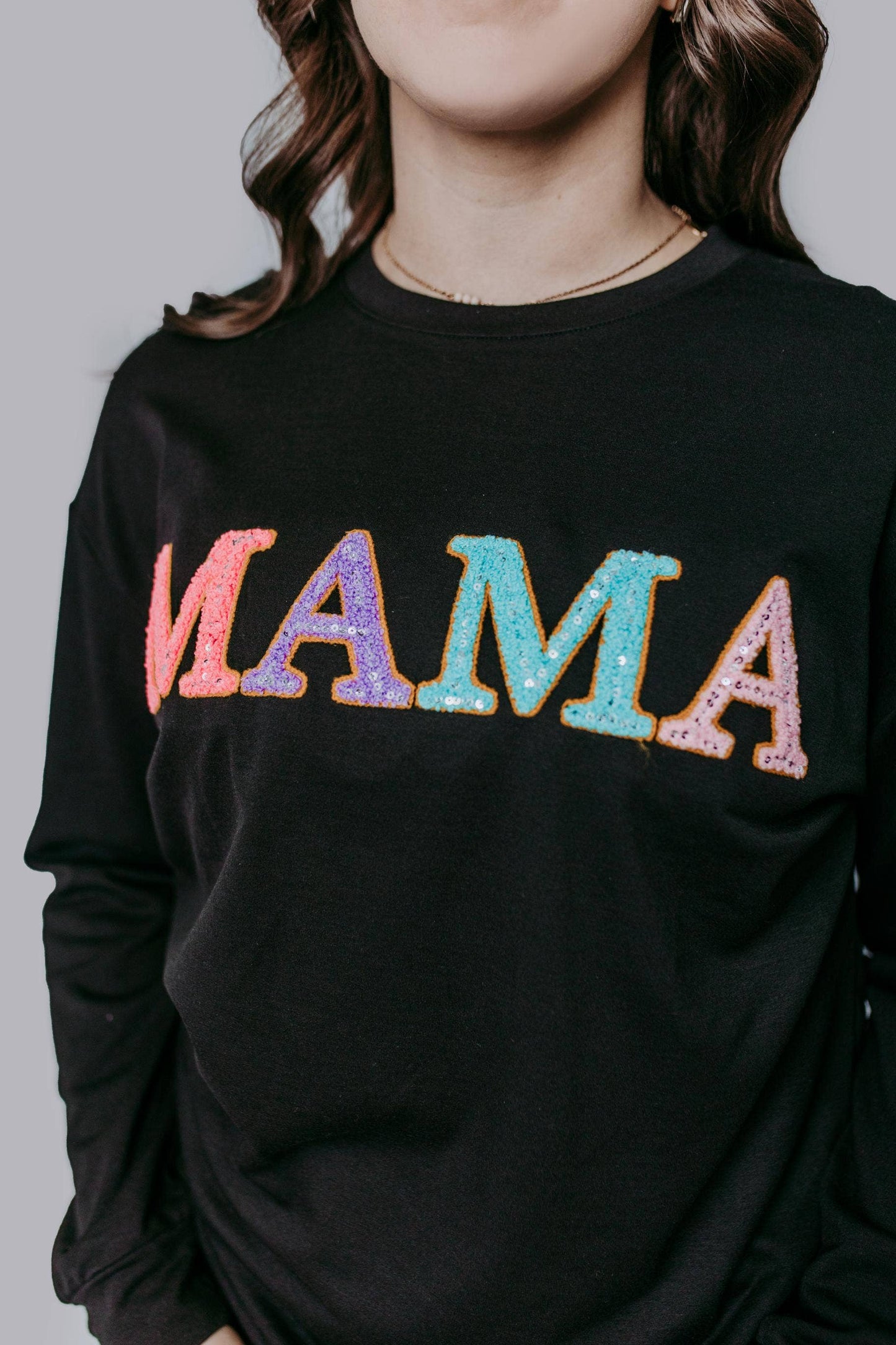 MK393 MAMA Chenille Sequins Embroidery Sweatshirt: Black / M
