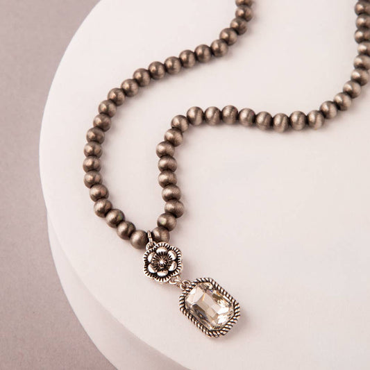 Western Floral Jeweled Pearl Beaded Necklace : Crystal