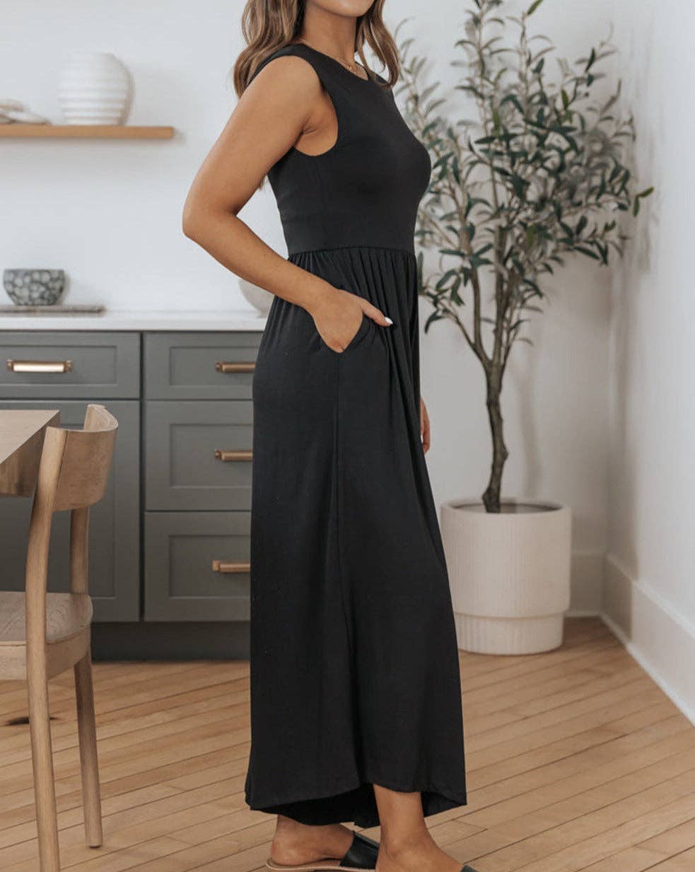 Low Back Wide Leg Jumpsuit: Black / M