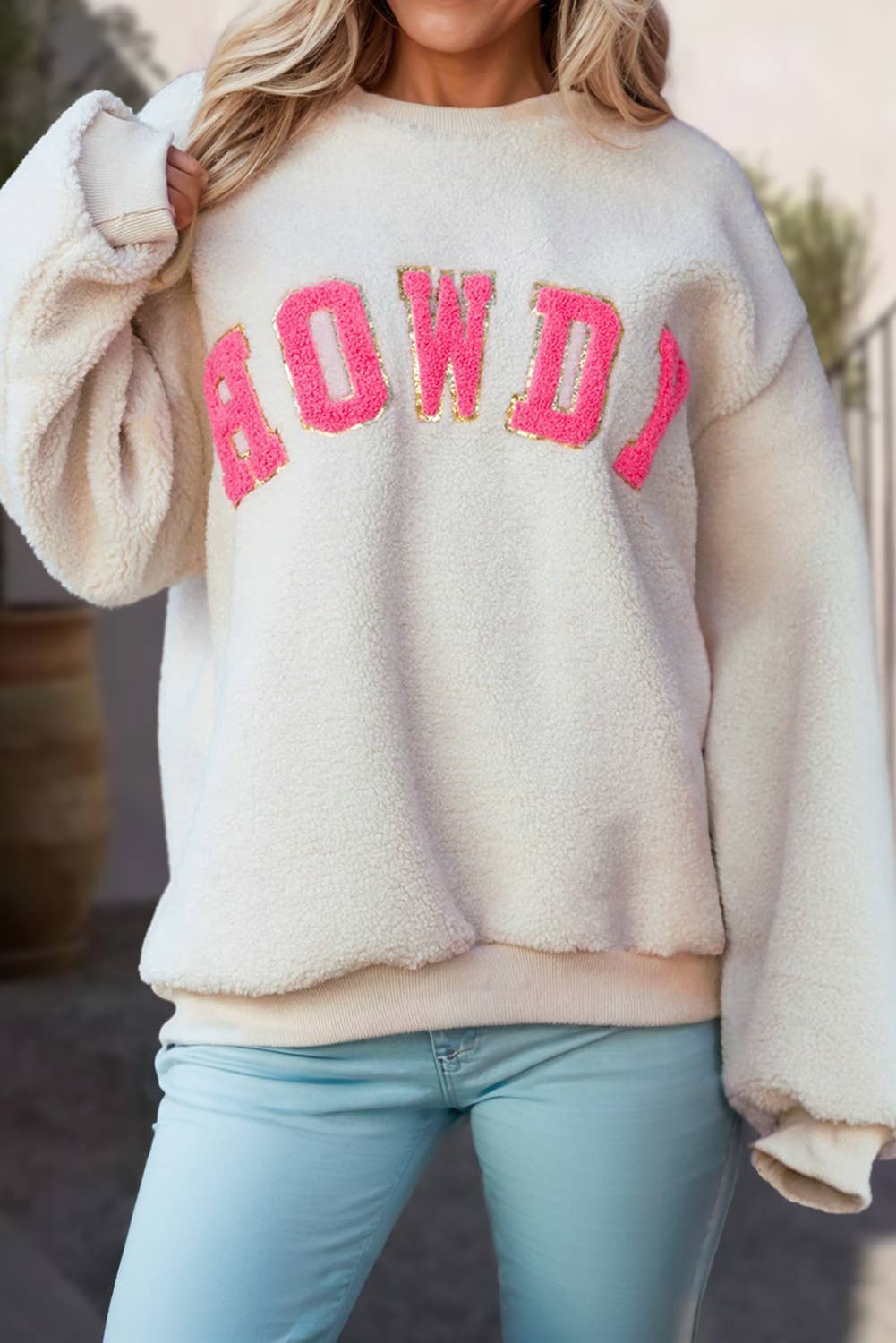 Sherpa HOWDY Graphic Sweatshirt |/ M