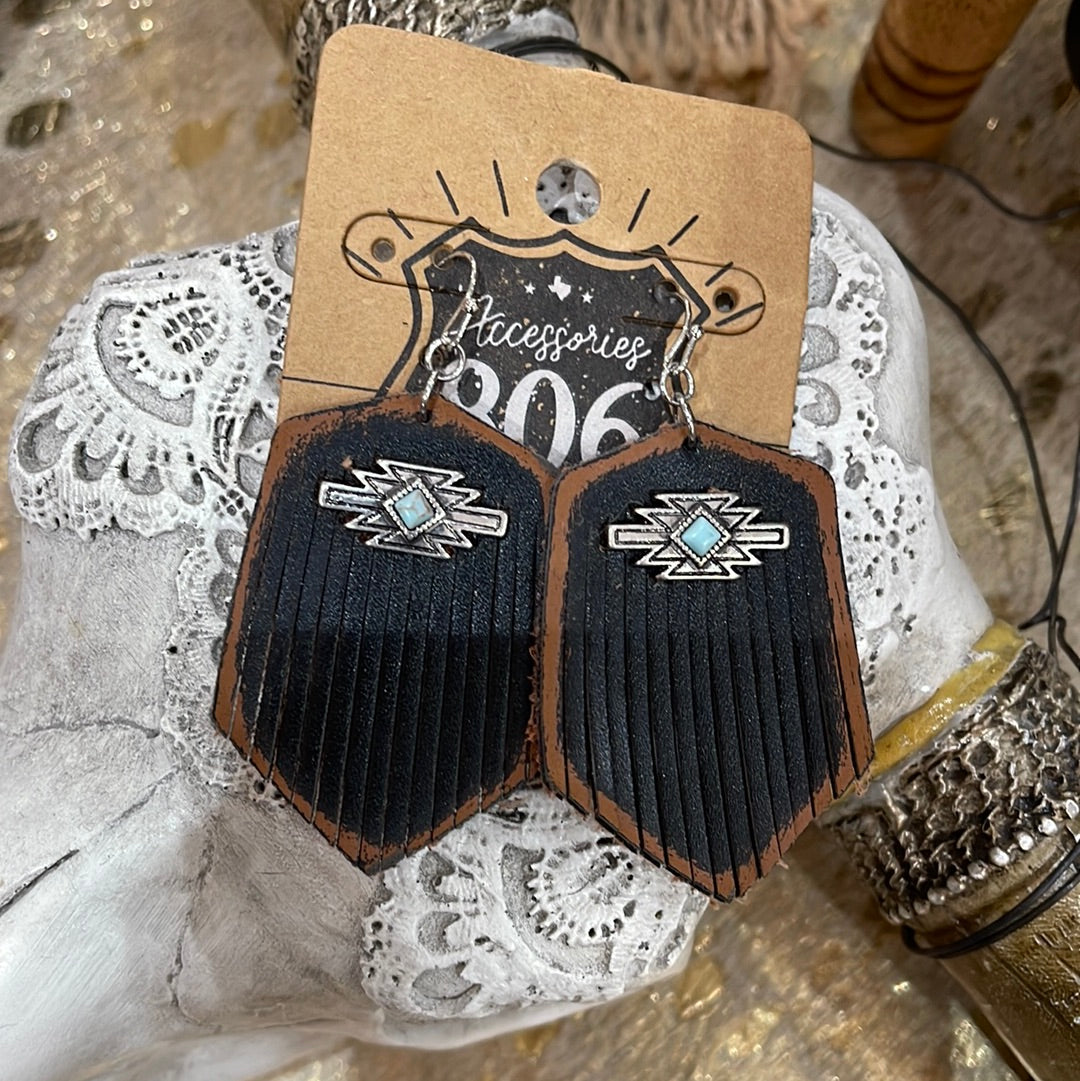 Aztec leather earrings (black)