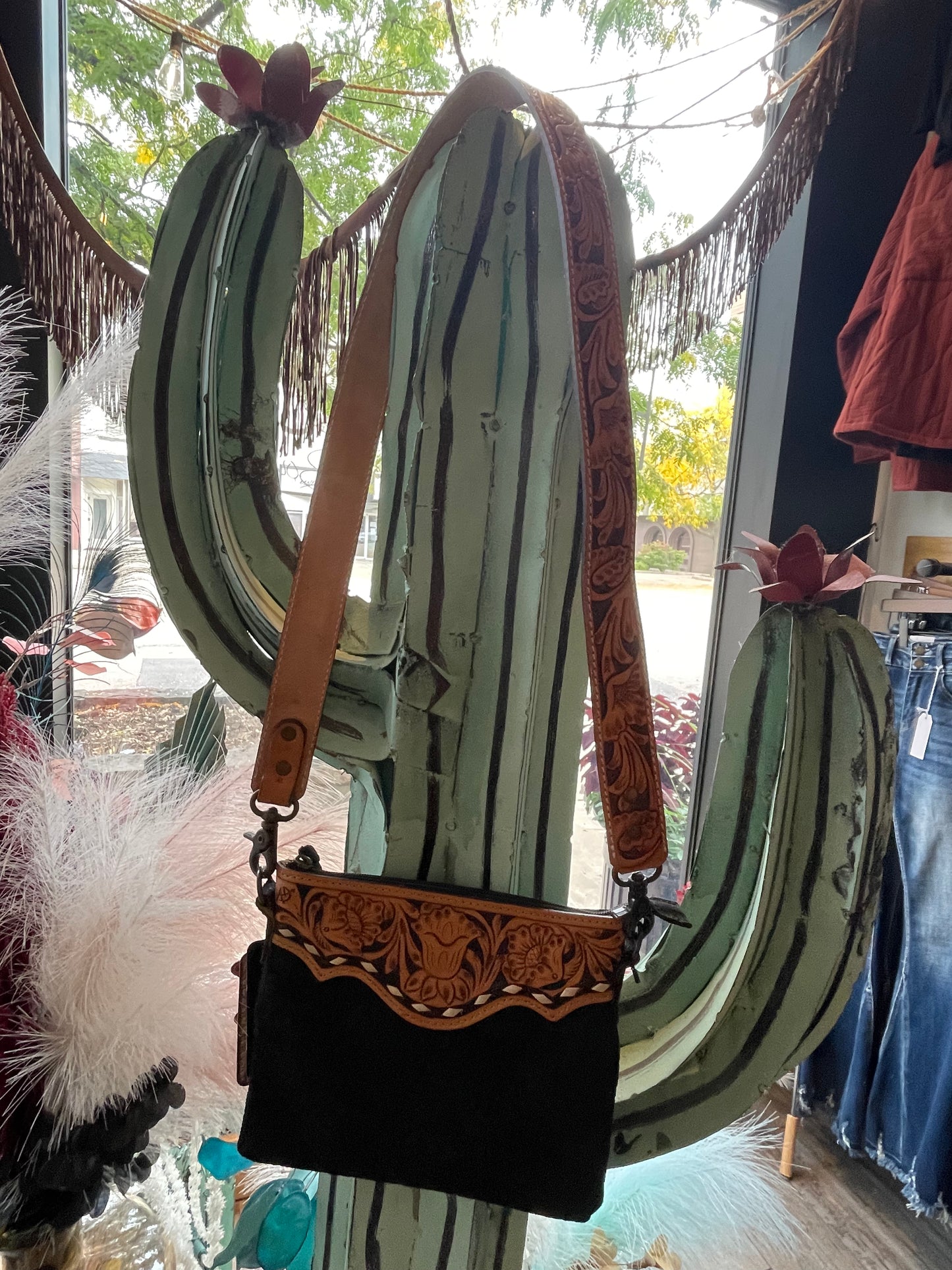 Black detailed tooled leather purse