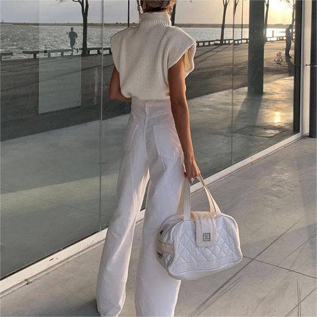 Turtleneck knit vest short sweater vest: White