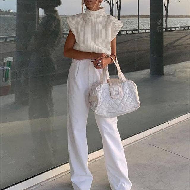 Turtleneck knit vest short sweater vest: White